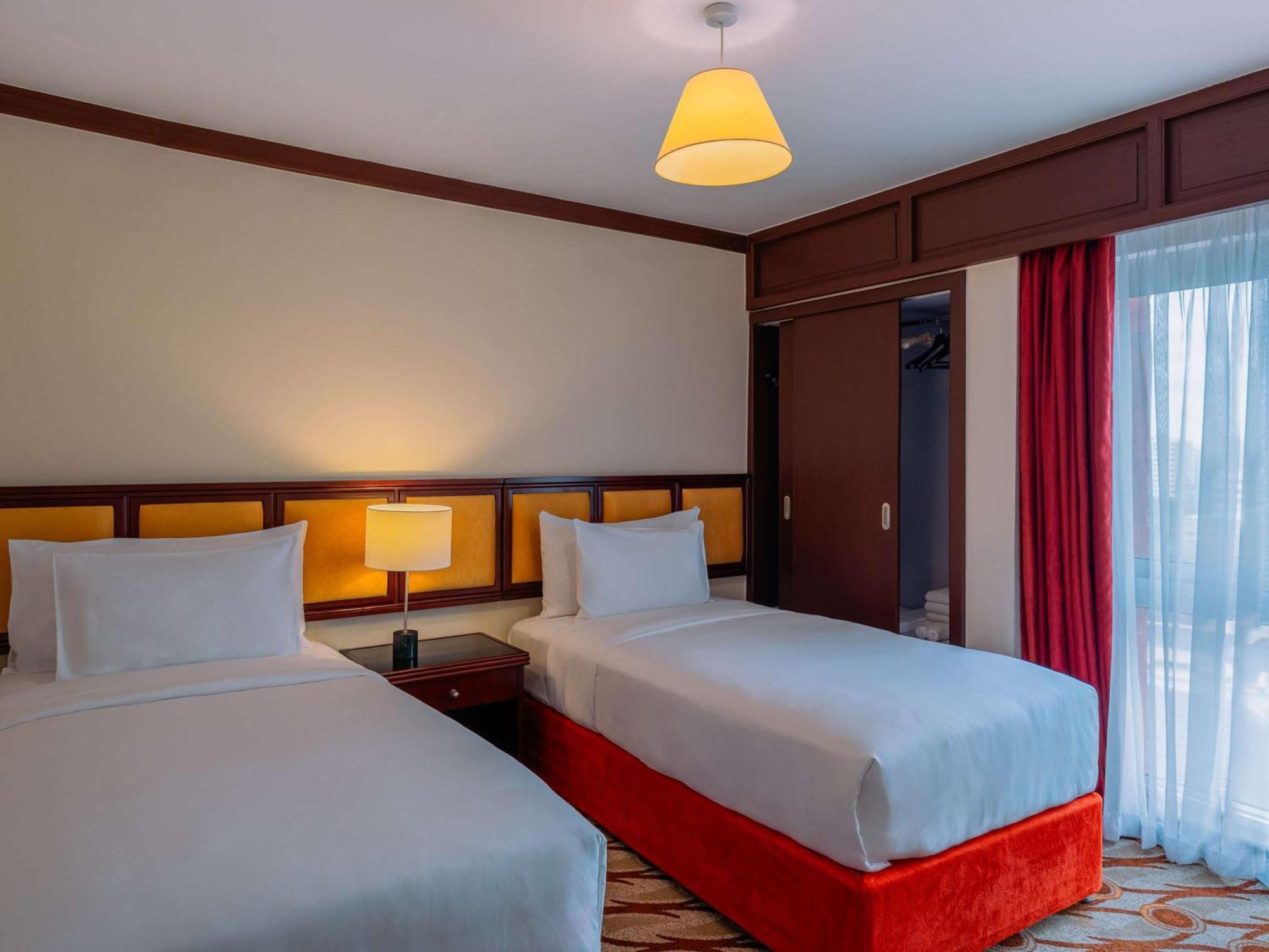 Moevenpick Hotel & Residences Найроби Экстерьер фото