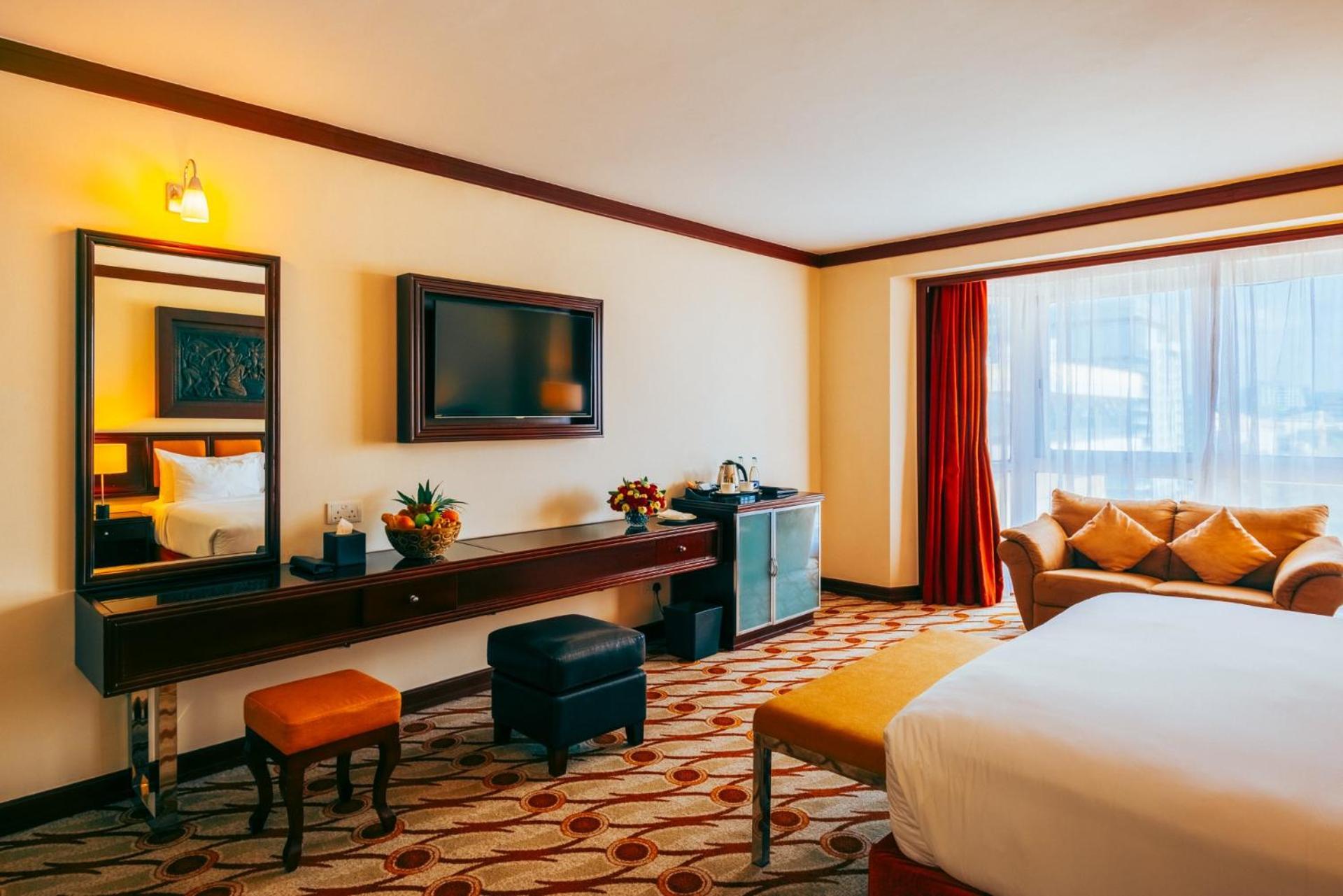 Moevenpick Hotel & Residences Найроби Экстерьер фото