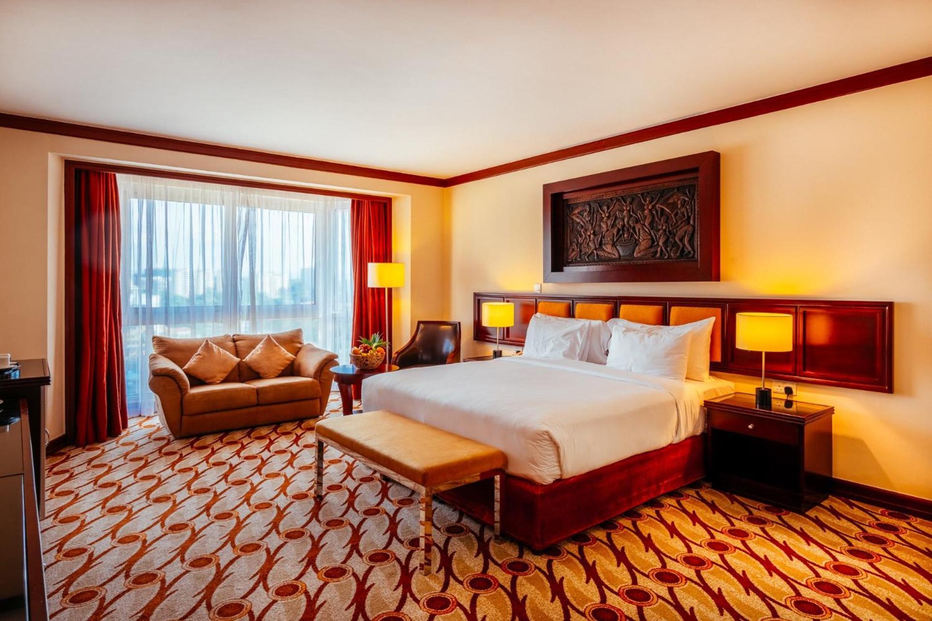 Moevenpick Hotel & Residences Найроби Экстерьер фото