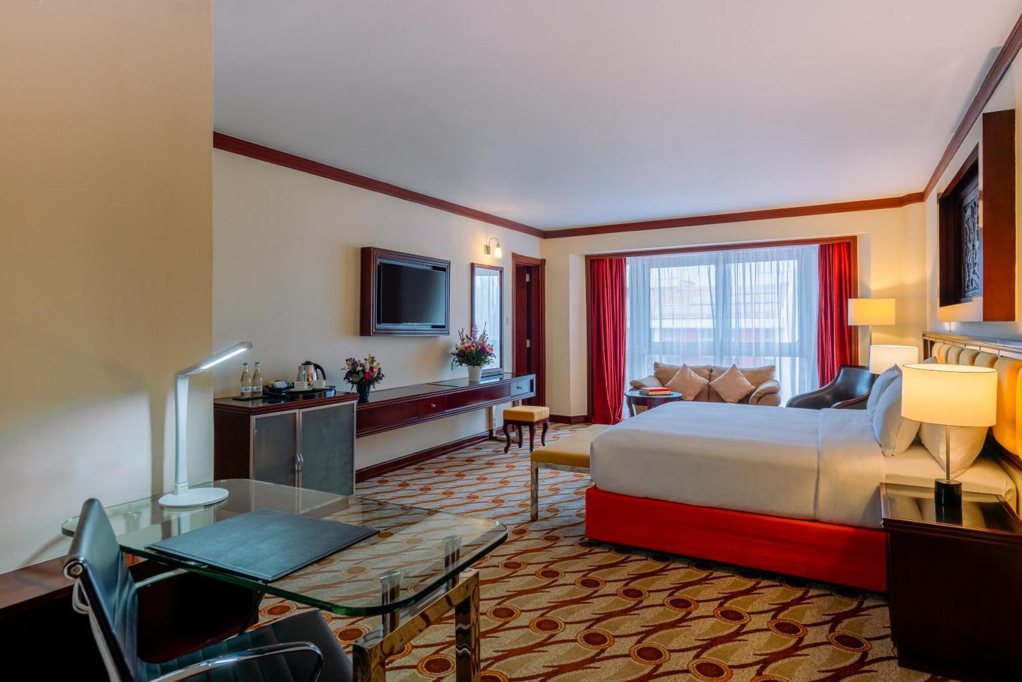 Moevenpick Hotel & Residences Найроби Экстерьер фото
